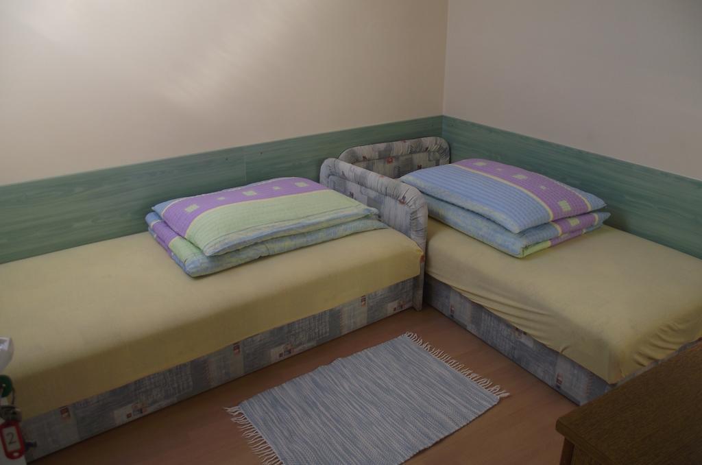 Radek Vendégház és Apartman Halaszi Exterior foto